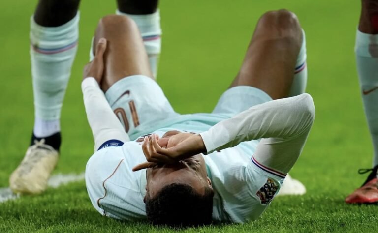 Mbappe out for two weeks or more