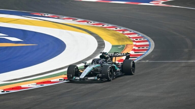 Russell goes fastest in practice for smoggy Singapore GP