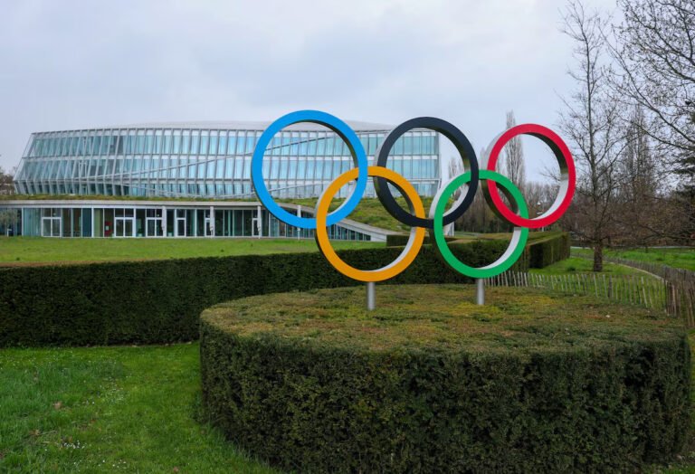 Brisbane 2032 Olympics committee chief to step down