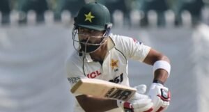 Sadiq urges Pakistan to fix top order