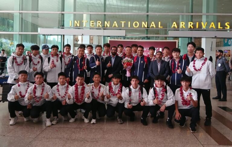 Guangdong hockey team arrives